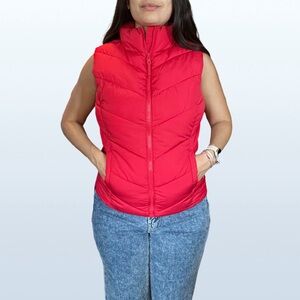 Aeropostale Red Puffer Quilted Vest in Red, Size XS